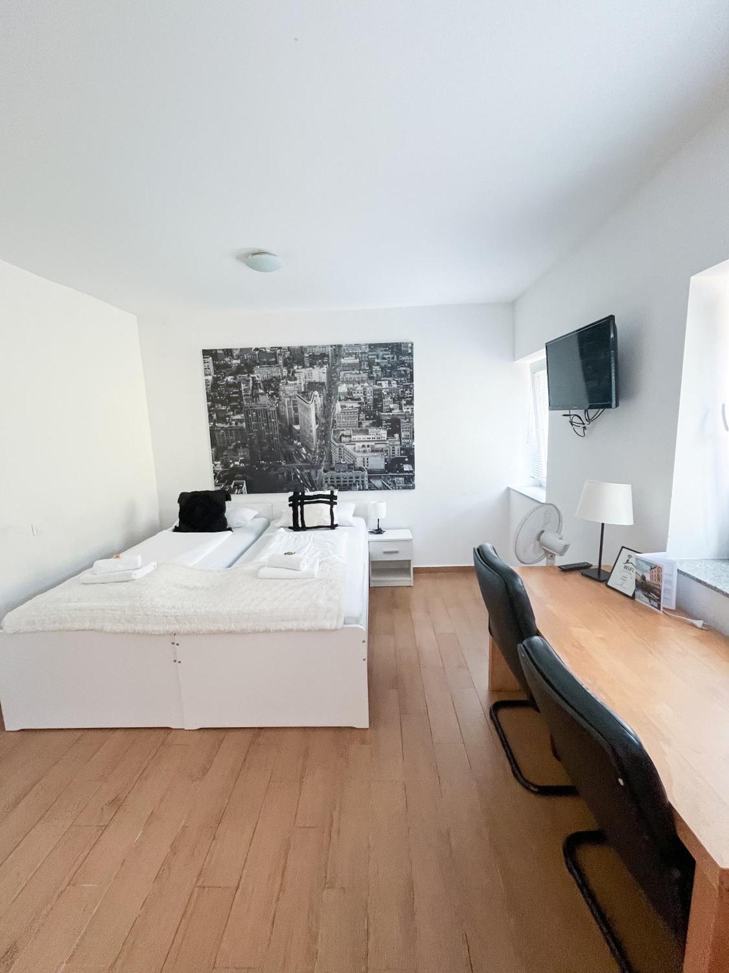 לובליאנה Anita'S Studio Apartments מראה חיצוני תמונה